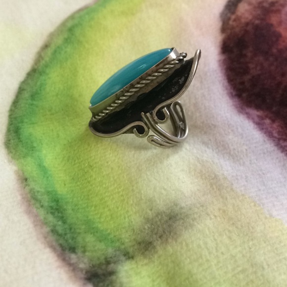 Ring - Picture 2 of 3